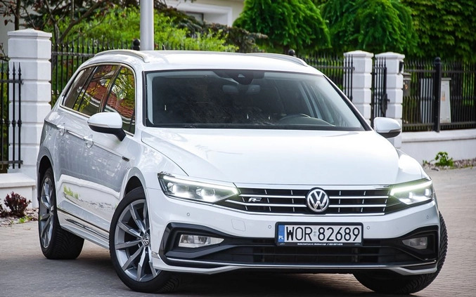 Volkswagen Passat cena 92899 przebieg: 176000, rok produkcji 2020 z Gniezno małe 742